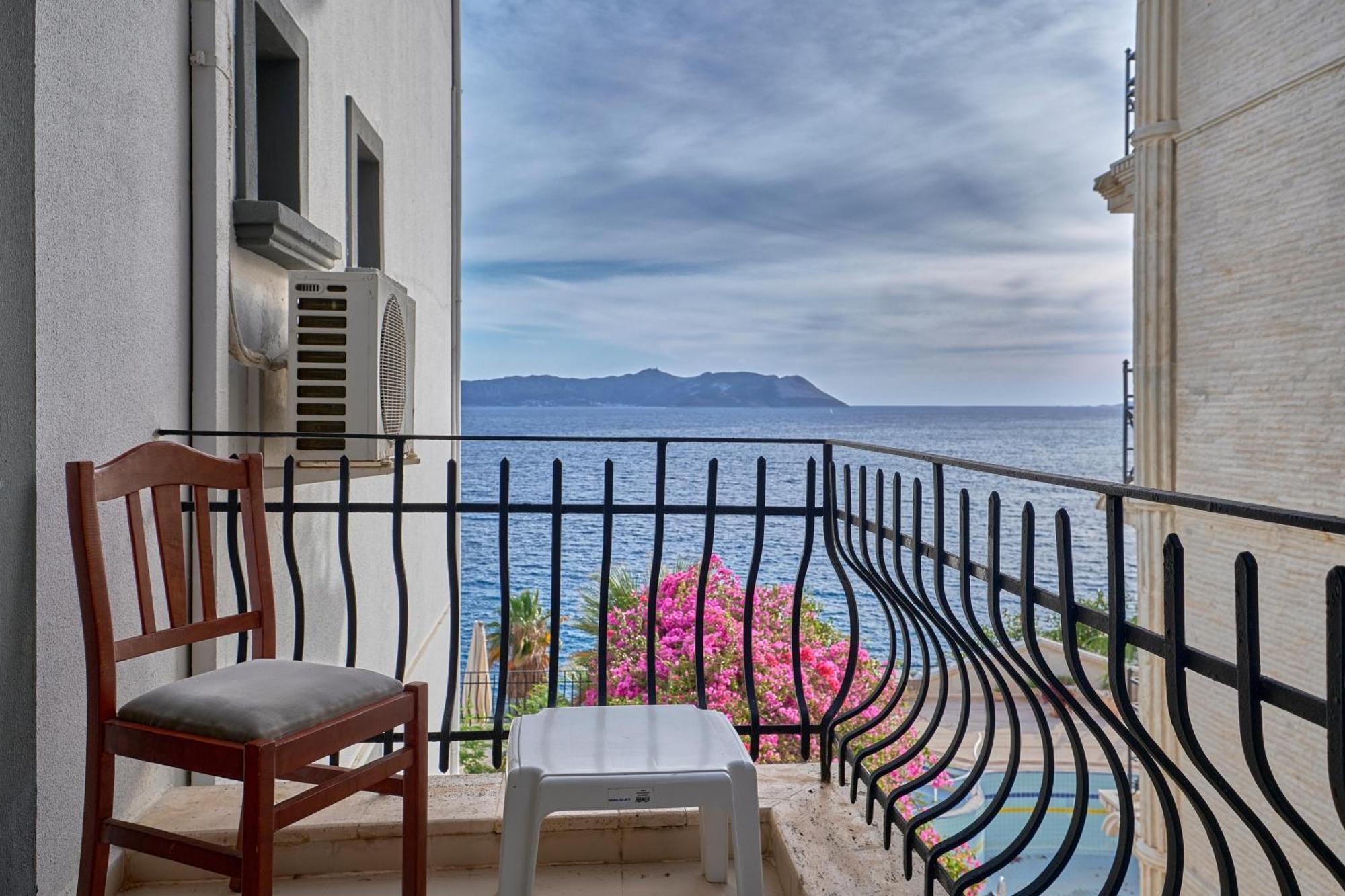 Aqua Princess Hotel Kas Exterior photo